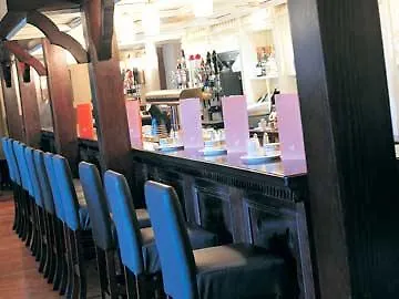 Otel Schoolhouse 4*