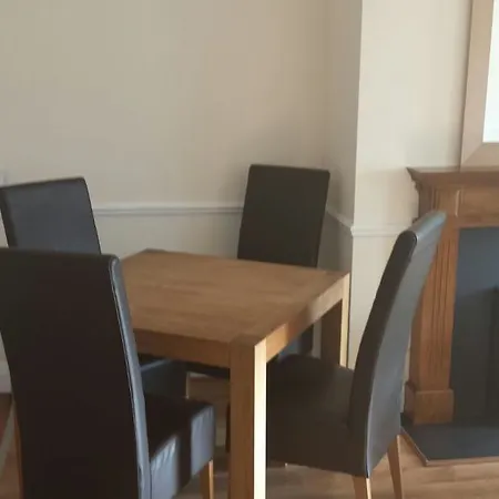 Apartment Kingfisher Serviced Apartments *