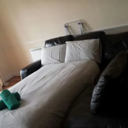 Apartment Kingfisher Serviced Apartments *