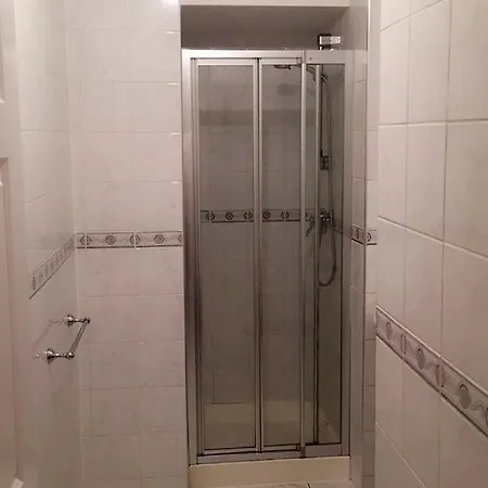 Apartment Kingfisher Serviced Apartments *