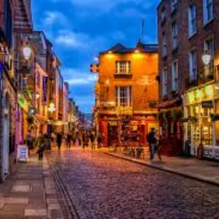 Apartment 2 Bedroom Near Grafton Street Sleeps 4 Dublin