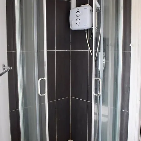 4 Bed Townhouse In * Dublin