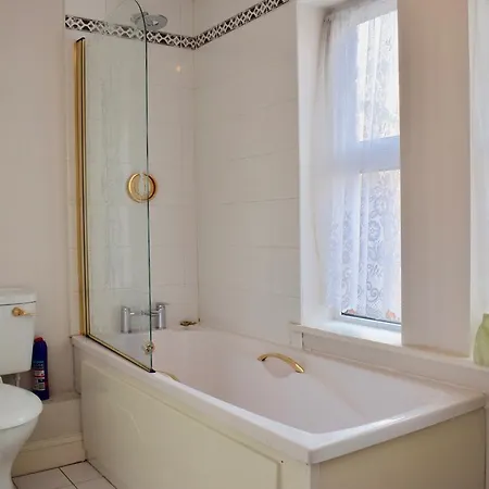 4 Bed Townhouse In * Dublin