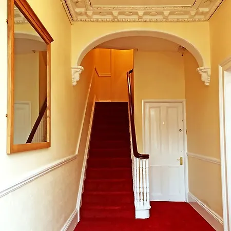 Apartment Donnybrook Townhouse *