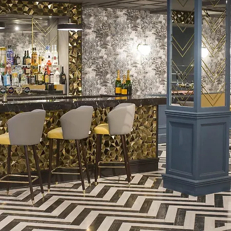 Hotel Iveagh Garden 4*