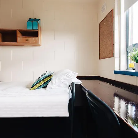 Dcu Larkfield Apartment *