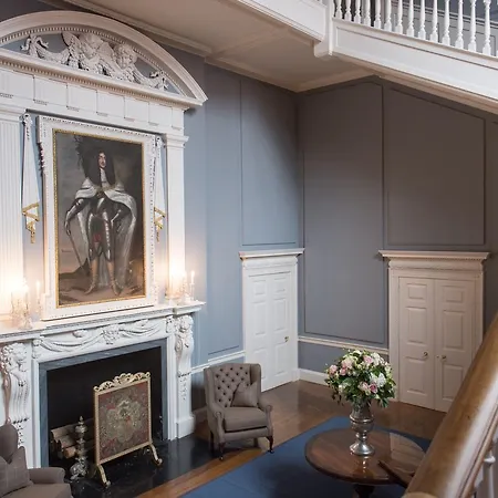 Hotel Luttrellstown Castle 5*