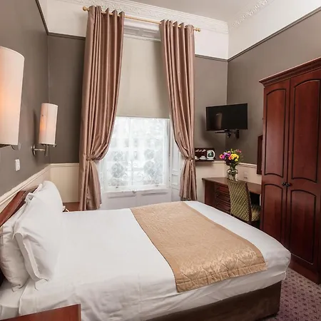 The Lansdowne 3*