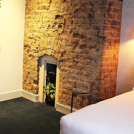 Hotel House Bedrooms 2*