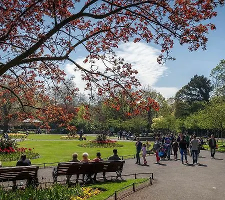 7, Centre 4* Dublin