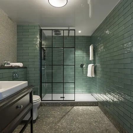 Hotel The