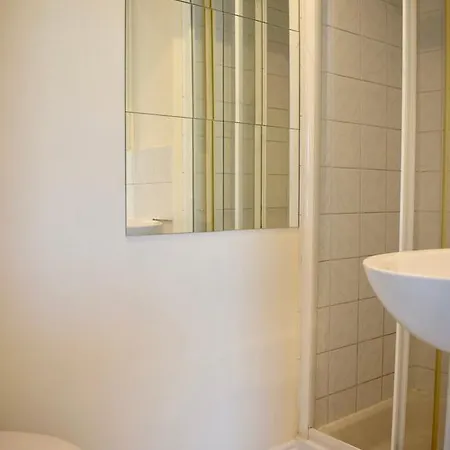 2 Bedroom Flat In Drumcondra Apartment Dublin