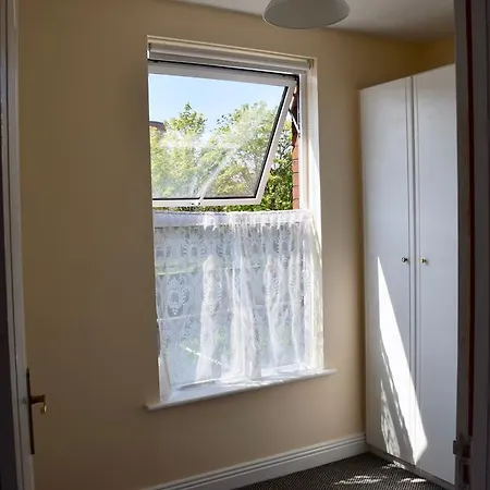 Apartment 2 Bedroom Flat In Drumcondra *