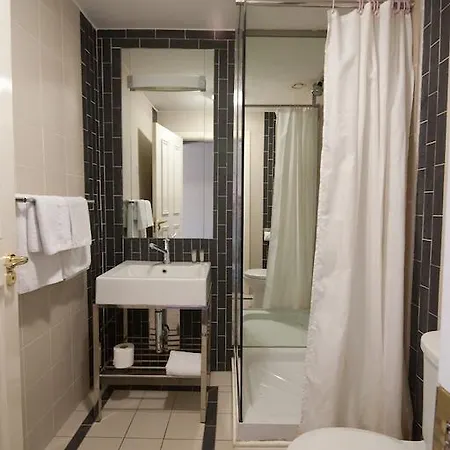 Jackson Court Hotel 2*