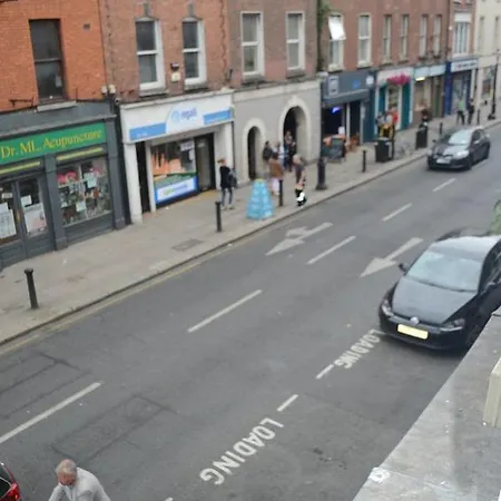 One Bed Apartment, Capel St, 1