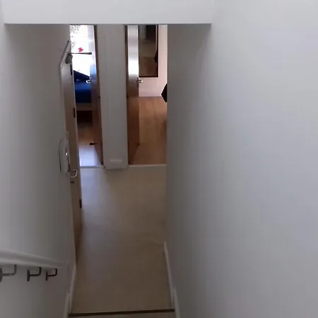 South Lotts Apartment *