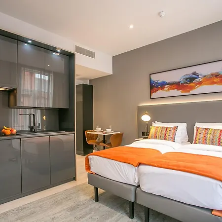 Aparthotel Grafton Street By Break 4*