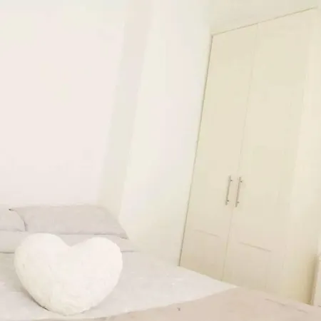 Charles St Serviced Apartment Dublin