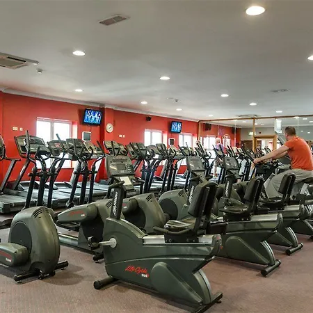 Sheldon Park And Leisure Club 3*