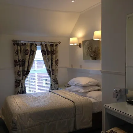 Dergvale Hotel Dublin