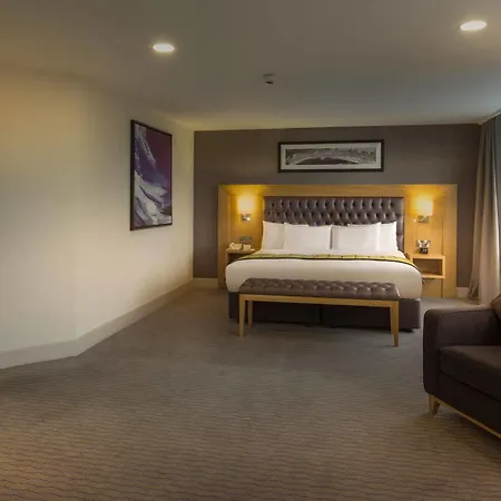 Hotel Clayton Burlington Road 4*