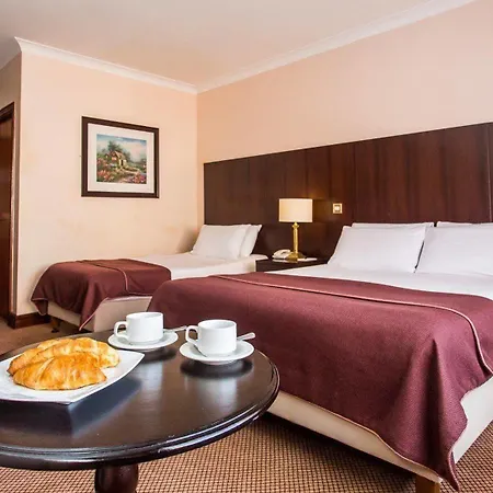 Sheldon Park And Leisure Club 酒店 3*