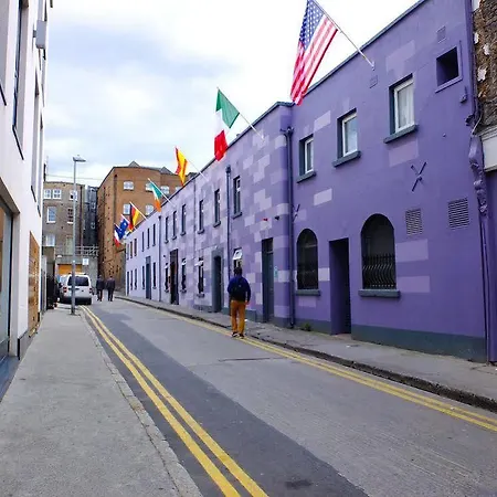 The Times - Camden Place Hostel *