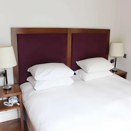 The Lombard Pub & Townhouse Otel 4*