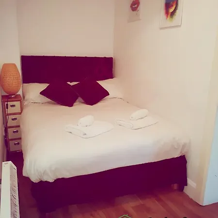 Apartment Charles Street 2 *