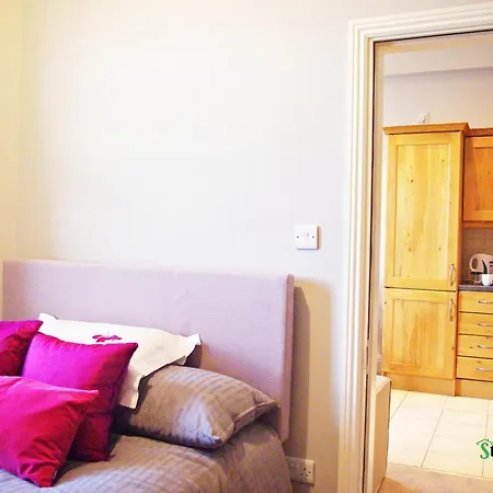 Apartment Drummond House