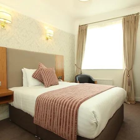 Castle Hotel 4*