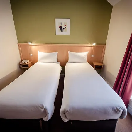 Dublin Central Inn