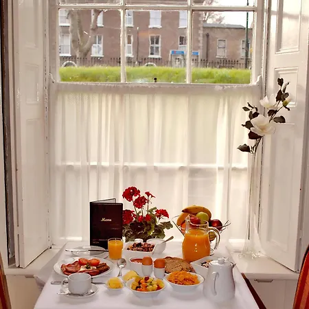 Hotel Morehampton Townhouse 3*