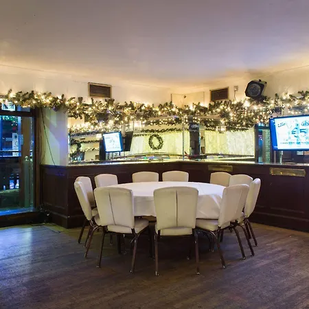 Russell Court 3* Dublín