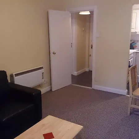 Custom Hall Holiday * Dublin