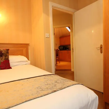 Latchfords Self Catering Apartment *