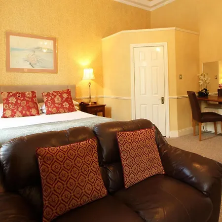 Latchfords Self Catering Apartment *