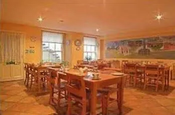 Clifden House By Nina