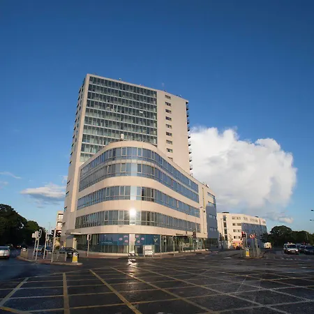 Hotel Metro Dublin Airport 4*