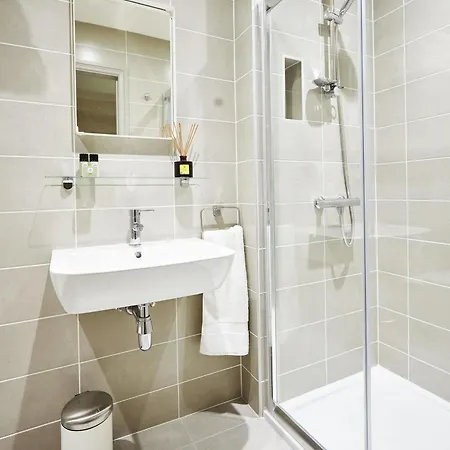 Ranelagh Hotel 3*