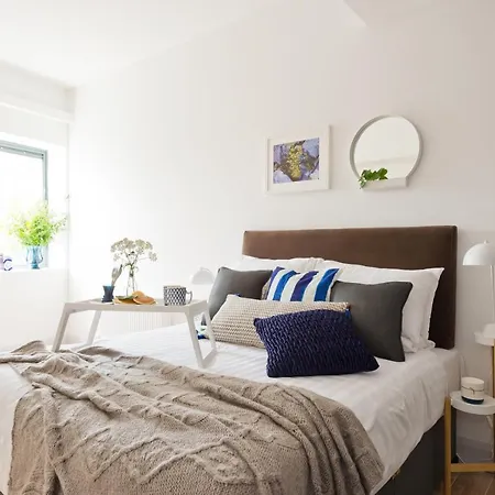 דירה Inchicore Suites דבלין