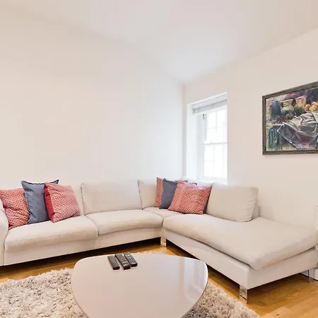 Apartment The Eamon Devalera - Hiphipstay Dublin