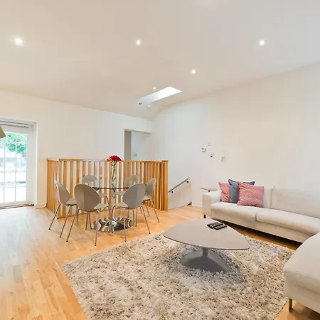Apartment The Eamon Devalera - Hiphipstay Dublin