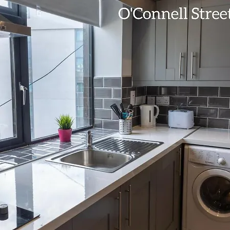 Oconnell Street Apartment *