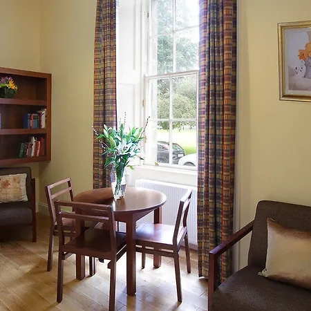 Trinity College Campus Hotel 2*