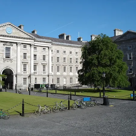 Trinity College Campus Dublin