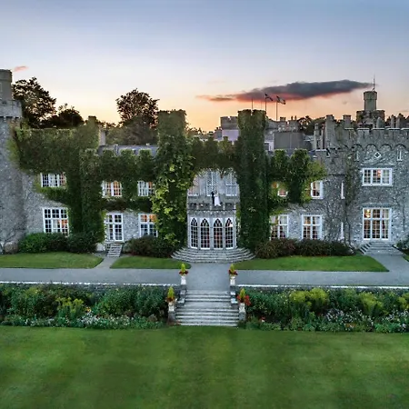 Luttrellstown Castle מלון לוקאן