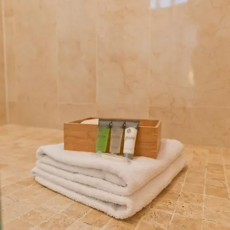 Appart hôtel Broc House 4*
