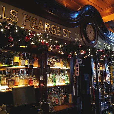 O'neills Victorian Pub & Townhouse Pensión 3*