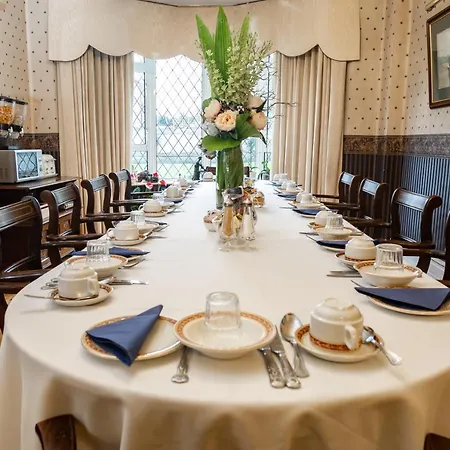 Bed & Breakfast Aaron Court Dublin